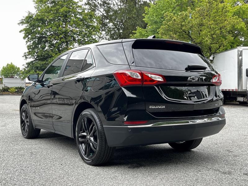 2021 Chevrolet Equinox LT display photo