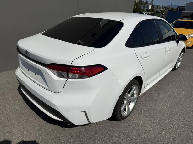 2022 Toyota Corolla LE image 4