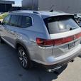 2024 Volkswagen Atlas Highline thumbnail image 2