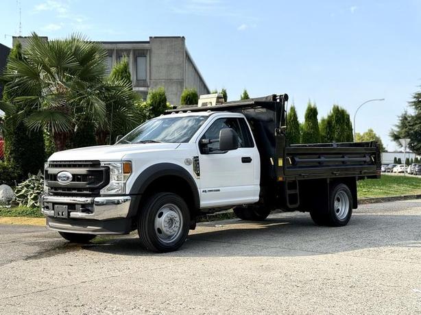 2022 Ford F-550 XL 4X4 12-Foot Diesel Dump Truck image 5
