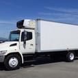 2009 Hino 268 20 Foot Reefer Cube Van Diesel Power Tailgate Hydraulic Brakes thumbnail image 5
