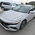 2024 Hyundai Elantra Preferred thumbnail image 2