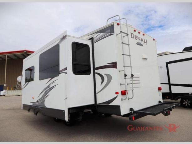 Used 2012 Dutchmen RV Denali 290RKS image 5