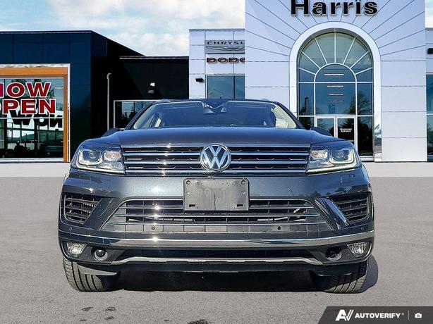 2015 Volkswagen Touareg Comfortline | Low Km's | No Reported Accidents! image 2