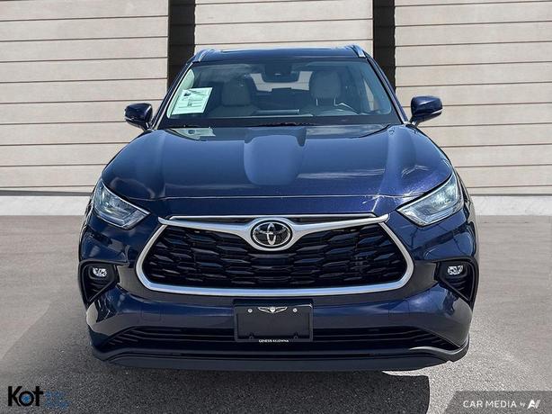 2021 Toyota Highlander XLE image 2
