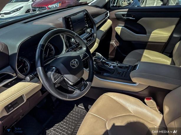 2021 Toyota Highlander XLE image 6
