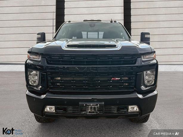 2023 Chevrolet Silverado 3500 LT image 2