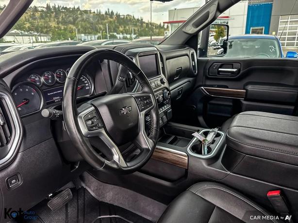 2023 Chevrolet Silverado 3500 LT image 6