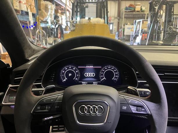 2020 Audi RS Q8 image 8