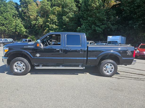 2013 Ford  Super Duty F-350 SRW Pickup King Ranch image 5