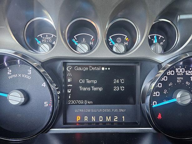 2013 Ford  Super Duty F-350 SRW Pickup King Ranch image 8