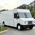 2015 Ford E-450 Econoline Super Duty 20 Foot Step Van with Rear Shelving thumbnail image