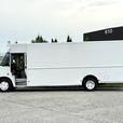 2015 Ford E-450 Econoline Super Duty 20 Foot Step Van with Rear Shelving thumbnail image 6