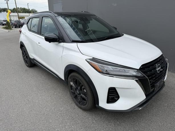 2024 Nissan Kicks SR image 1