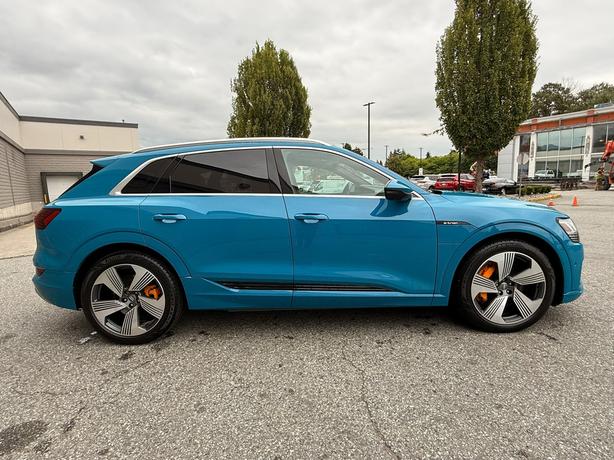 2019 Audi e-tron Technik - Ventilated Seats, Sunroof, 360 Cameras image 5