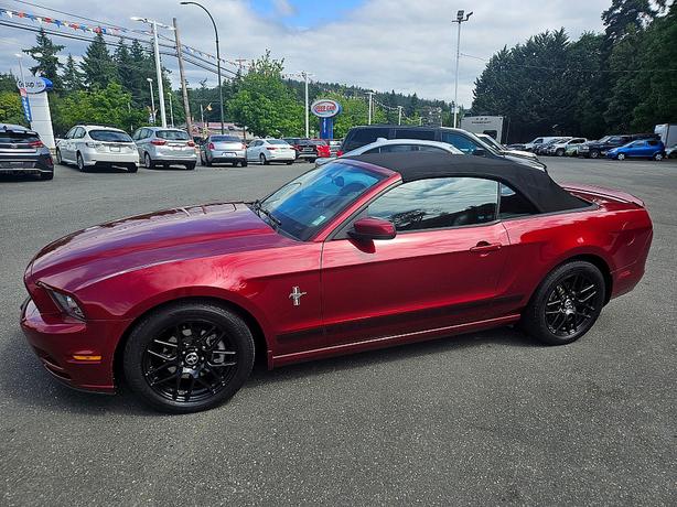 2014 Ford  Mustang V6 Premium image 4