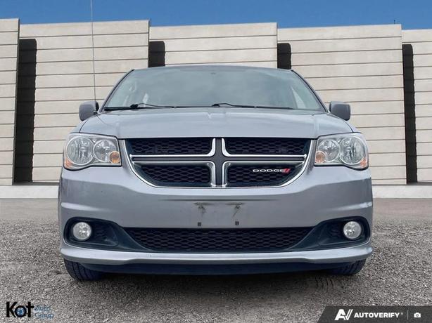 2017 DODGE GRAND CARAVAN image 2