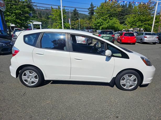 2013 Honda  Fit Sport image 2