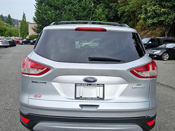 2014 Ford  Escape SE image 5