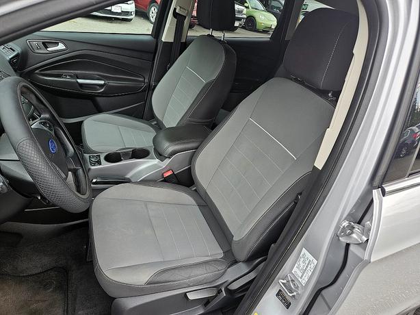 2014 Ford  Escape SE image 8