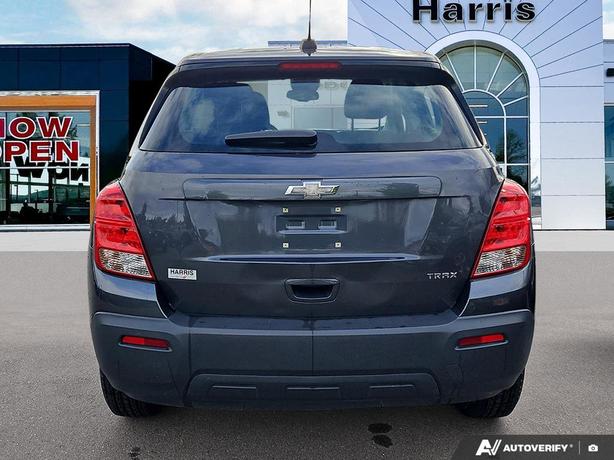 2015 Chevrolet Trax FWD 4dr LS Sport Utility | No Reported Accidents! image 5