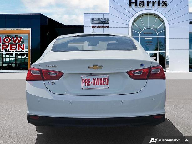 2016 Chevrolet Malibu 4dr Sdn Hybrid w/1HY | Bluetooth Connectivity | One Owner! image 5