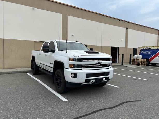 2019 Chevrolet Silverado 3500HD image 1