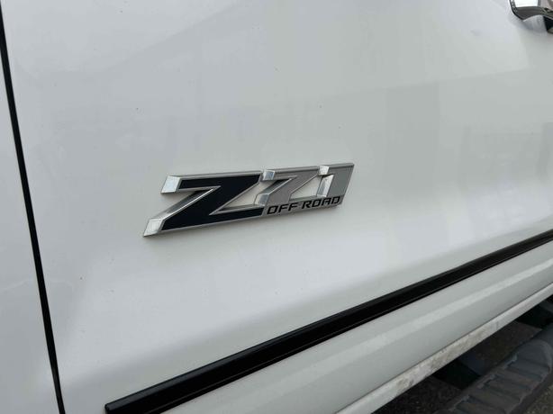 2019 Chevrolet Silverado 3500HD image 5