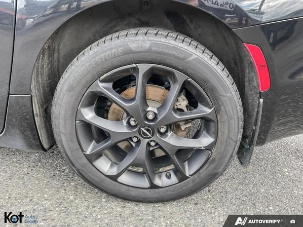 2021 CHRYSLER PACIFICA image 6