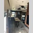 Used 2019 Jayco Eagle 319MLOK thumbnail image 5
