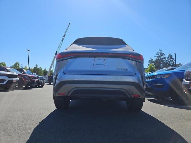 2023 Lexus RX RX 350h | No Reported Accidents! image 5