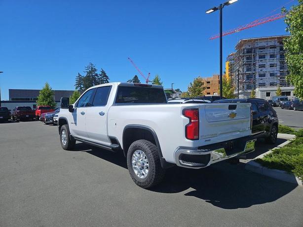 2024 Chevrolet Silverado 3500 4WD Crew Cab 159 LTZ | Lane Departure Warning | No image 4