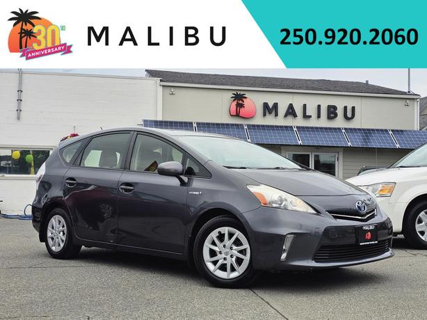 2012 Toyota Prius V 5dr HB image 1
