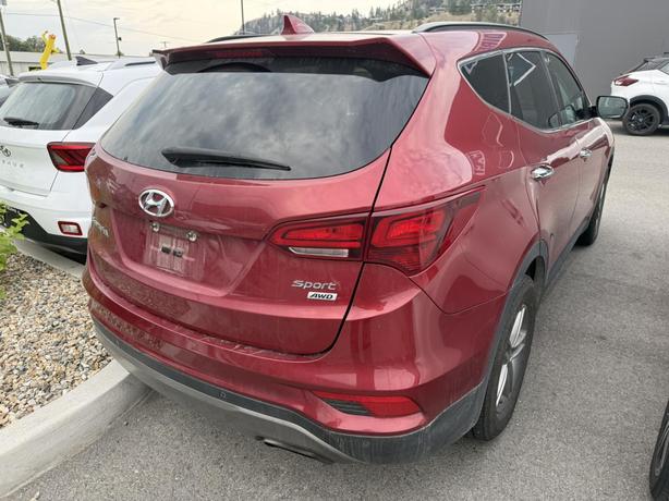 2018 Hyundai Santa Fe Sport SE image 4