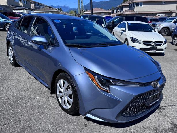 2020 Toyota Corolla LE - Forward Collision Mitigation, Lane Departure image 2