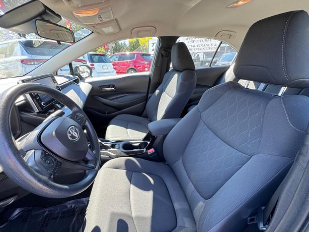2020 Toyota Corolla LE - Forward Collision Mitigation, Lane Departure image 7