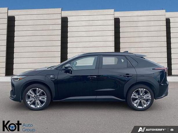 2023 Subaru Solterra Luxury Package FULLY ELECTRIC! NAVIGATION! HEATED SEATS! PO image 3