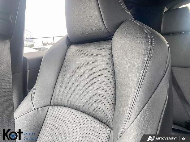 2023 Subaru Solterra Luxury Package FULLY ELECTRIC! NAVIGATION! HEATED SEATS! PO image 8