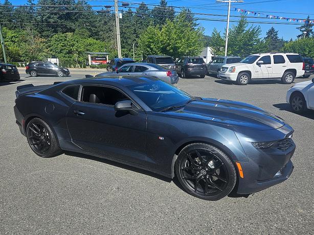 2021 Chevrolet  Camaro 2LT image 1