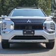 2023 Mitsubishi Outlander PHEV SEL S-AWC thumbnail image 2
