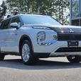 2023 Mitsubishi Outlander PHEV SEL S-AWC thumbnail image 3