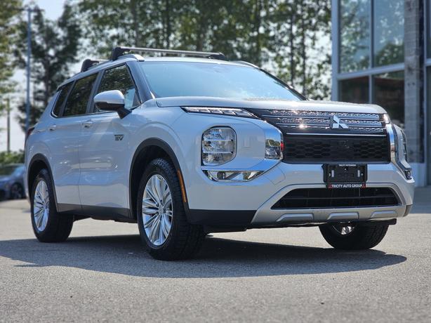 2023 Mitsubishi Outlander PHEV SEL S-AWC image 3