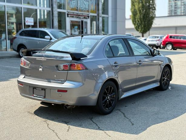 2017 Mitsubishi Lancer 4dr Sdn CVT SE Anniversary Edition FWD image 5
