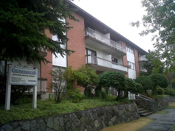 1 BR available Sep 1-central location image 4