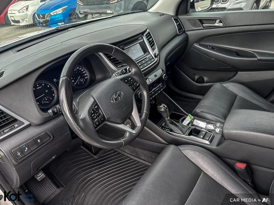 2017 Hyundai Tucson Se Backup Camera display photo