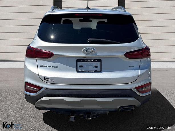2020 Hyundai Santa Fe Essential Lane Keep image 5