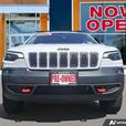 2019 Jeep Cherokee Trailhawk 4x4 | One Owner | No Reported Accidents! thumbnail image 2
