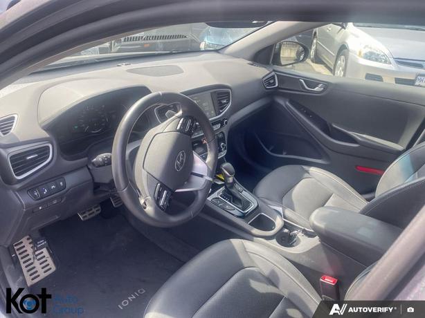 2019 Hyundai IONIQ Hybrid Ultimate SUNROOF! APPLE CARPLAY & ANDROID AUTO! PUSH-B image 6