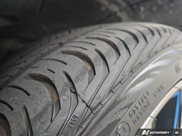 2024 Honda Civic Hatchback Sport Touring CVT | No Reported Accidents | One Owner image 7