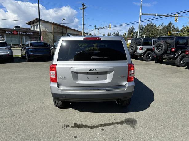 2016 Jeep Patriot North image 4